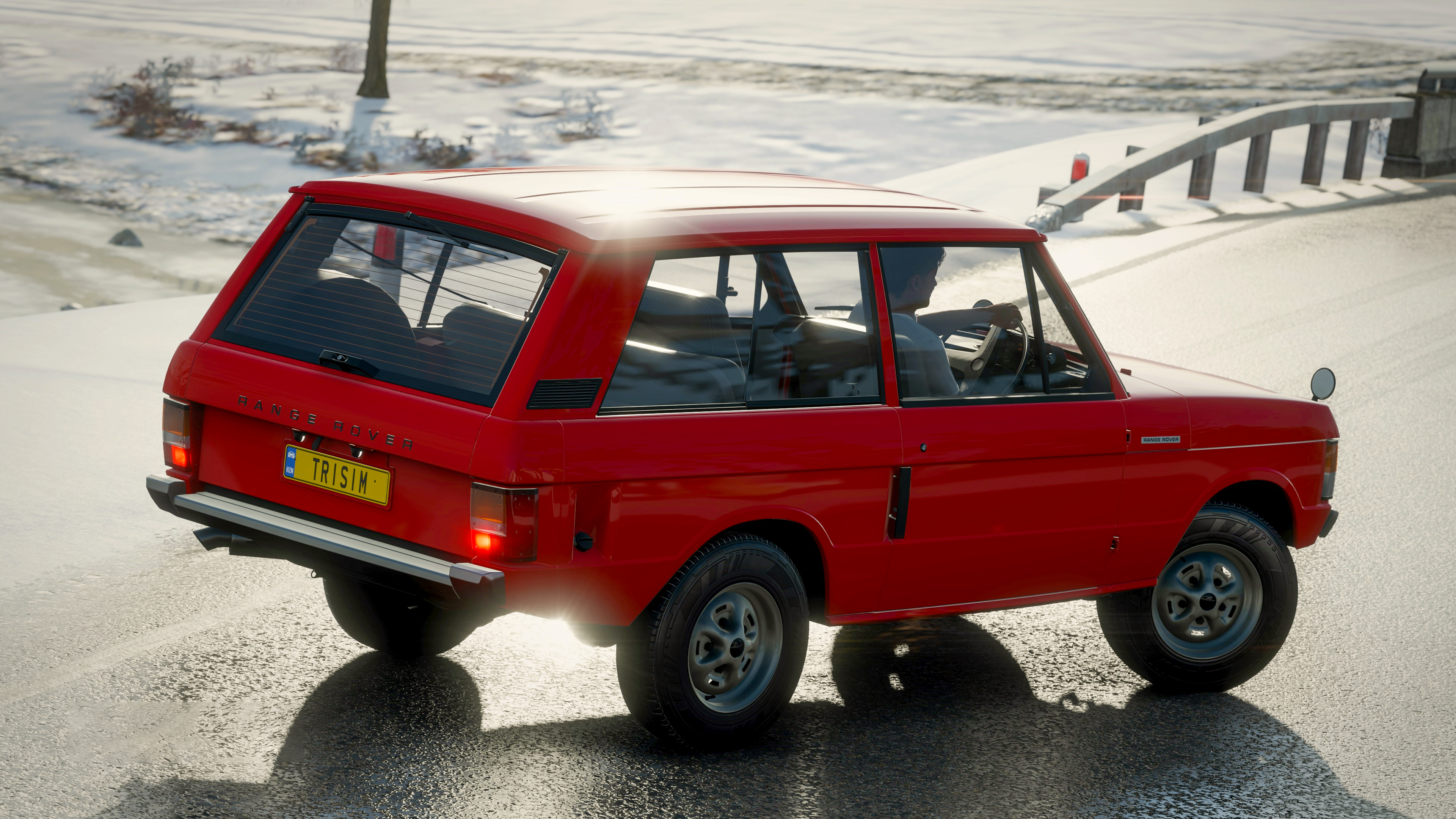 Range Rover 1973 Winter Road